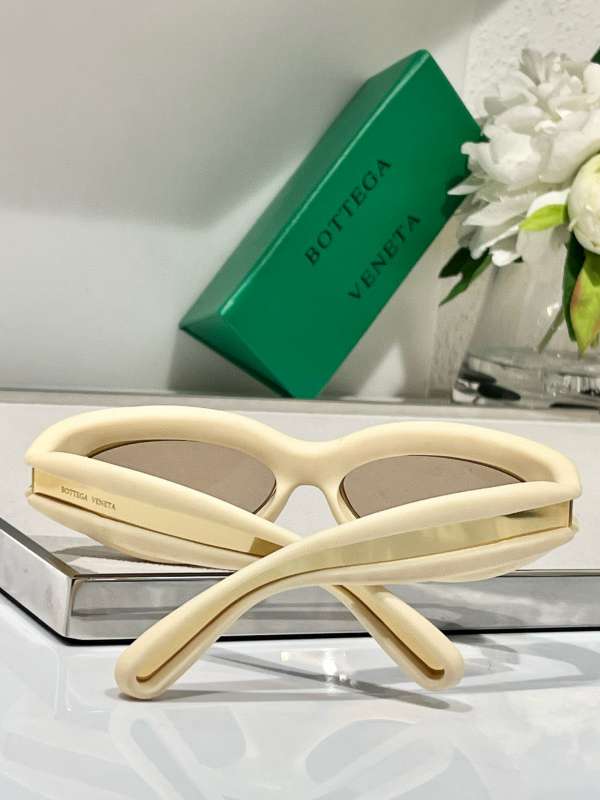 Picture of Bottega Veneta Sunglasses _SKUfw56642706fw